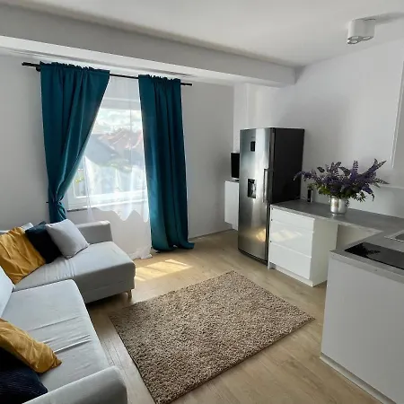 アパート Arenaapartments
